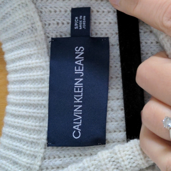 High low sweater - Picture 3 of 3